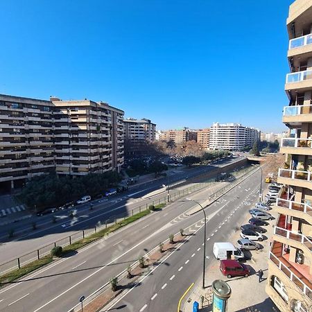 Dos Torres Tauriel - Espacioso Apartamento Con Impresionantes Vistas Y Garaje Privado Zaragoza Dış mekan fotoğraf
