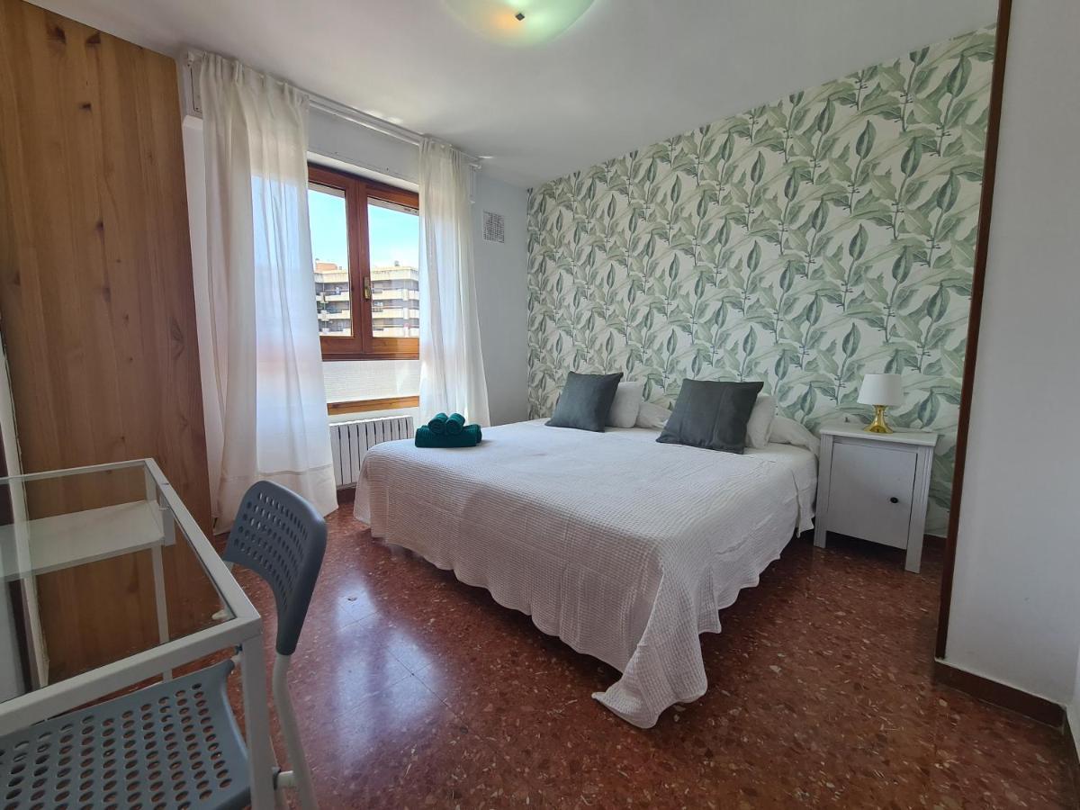 Dos Torres Tauriel - Espacioso Apartamento Con Impresionantes Vistas Y Garaje Privado Zaragoza Dış mekan fotoğraf