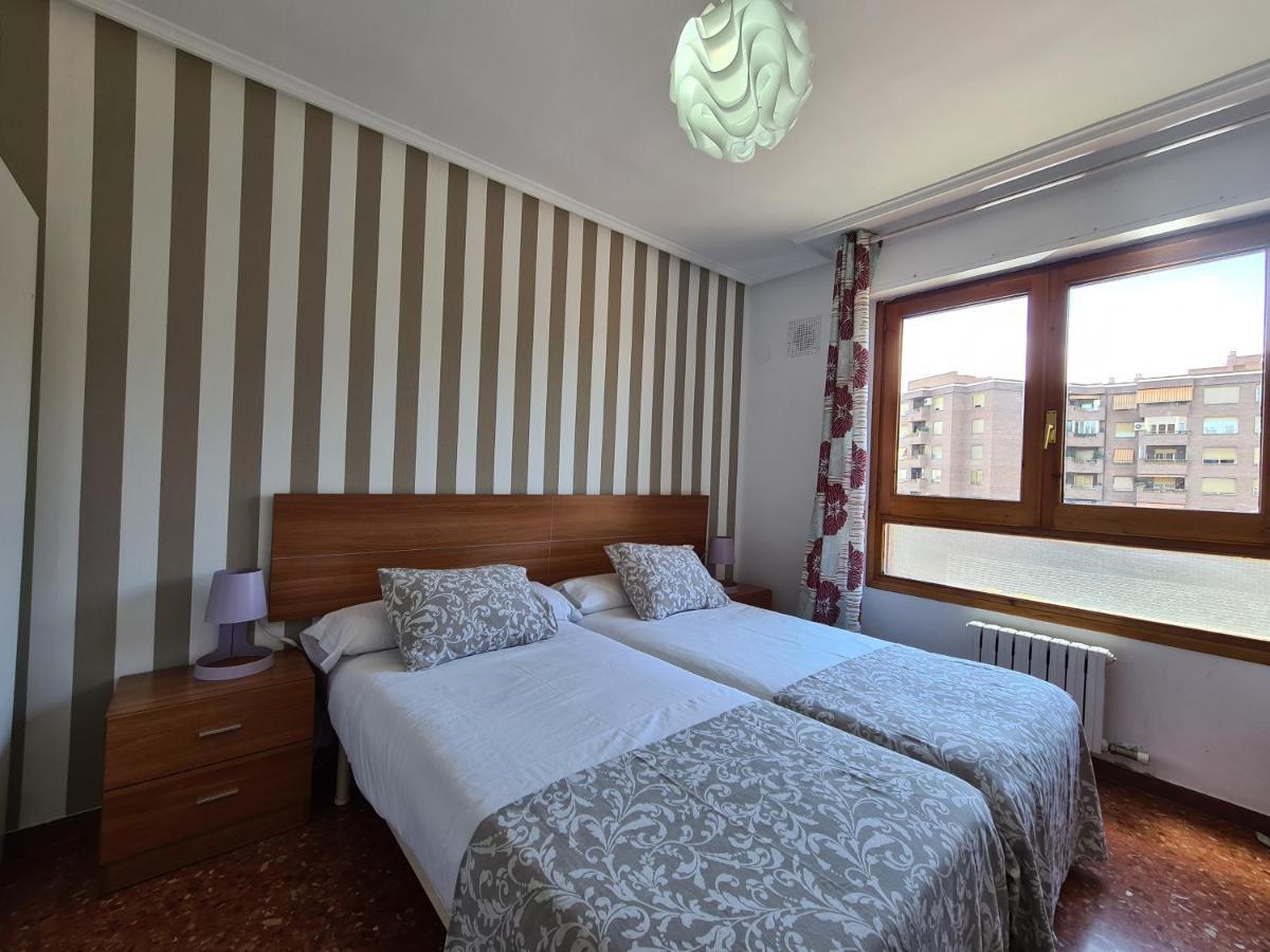 Dos Torres Tauriel - Espacioso Apartamento Con Impresionantes Vistas Y Garaje Privado Zaragoza Dış mekan fotoğraf