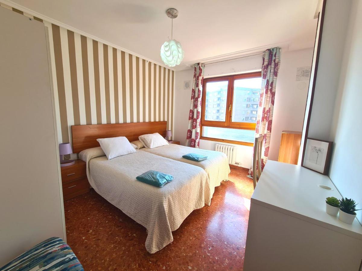Dos Torres Tauriel - Espacioso Apartamento Con Impresionantes Vistas Y Garaje Privado Zaragoza Dış mekan fotoğraf
