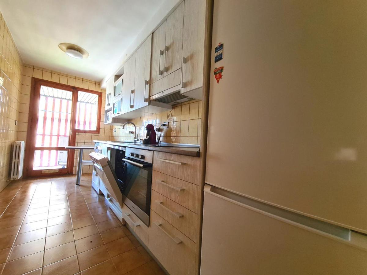 Dos Torres Tauriel - Espacioso Apartamento Con Impresionantes Vistas Y Garaje Privado Zaragoza Dış mekan fotoğraf