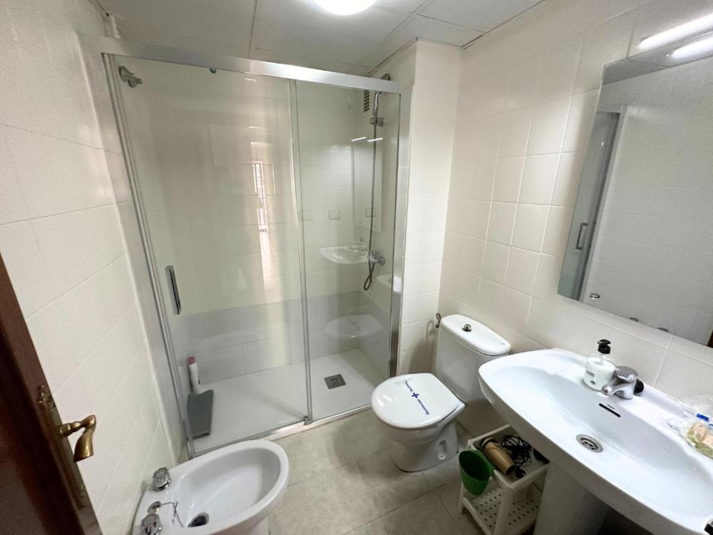 Dos Torres Tauriel - Espacioso Apartamento Con Impresionantes Vistas Y Garaje Privado Zaragoza Dış mekan fotoğraf
